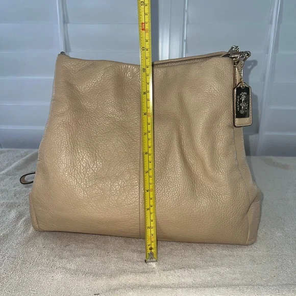 Coach Madison Phoebe Shoulder Bag - K1381-26224 - Picture 3 of 15